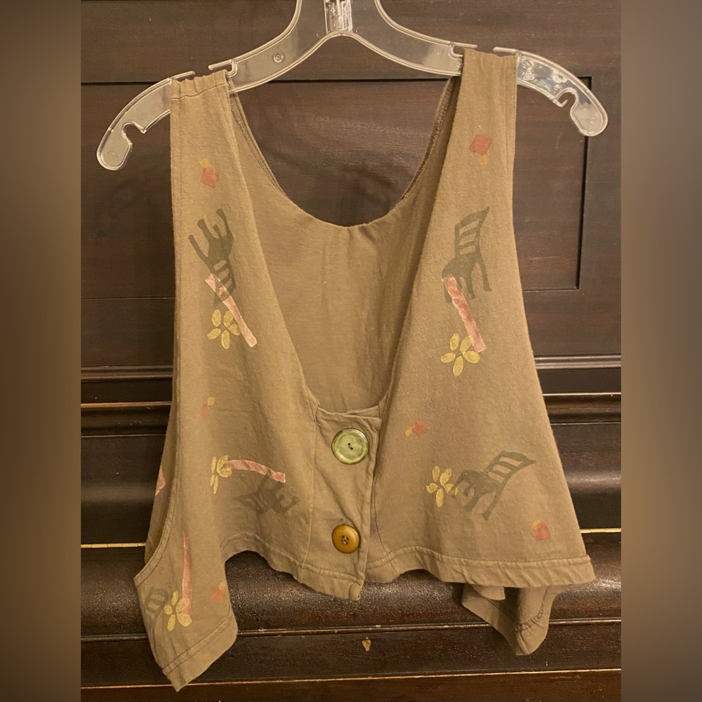 Blue Fish Boho Olive Cotton Cornice Vest w Chair Art